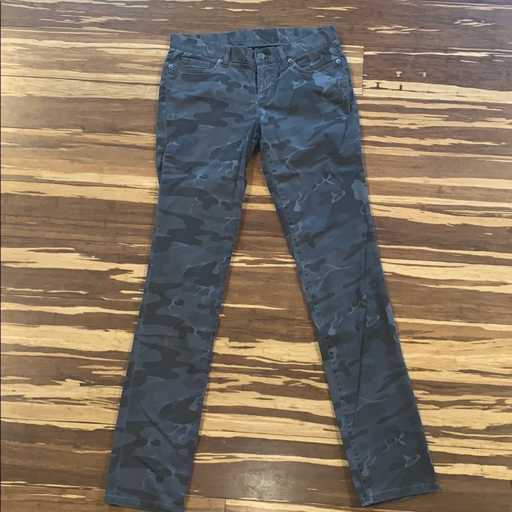 New London jeans/Victoria’s Secret grey camo pants